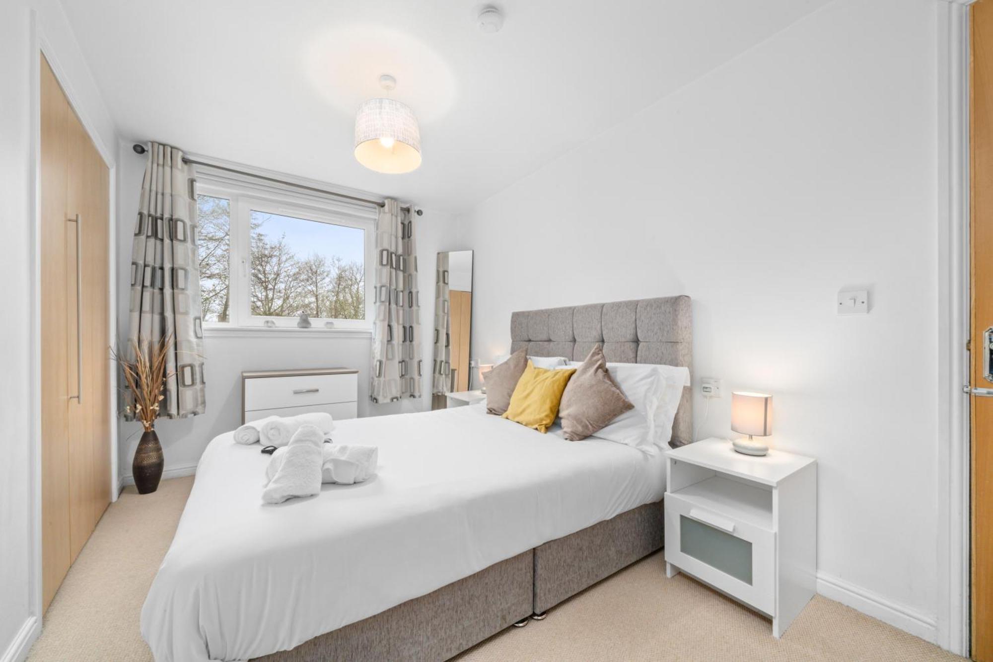 Saughton Suite With Views Of Water Of Leith Edinburgh Bagian luar foto